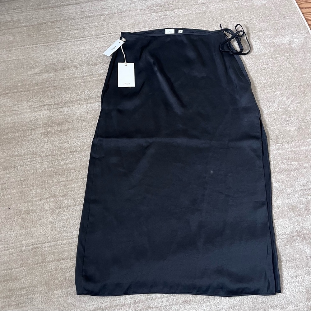NWT Wilfred Elixir Black Satin Tie-Waist Midi Skirt